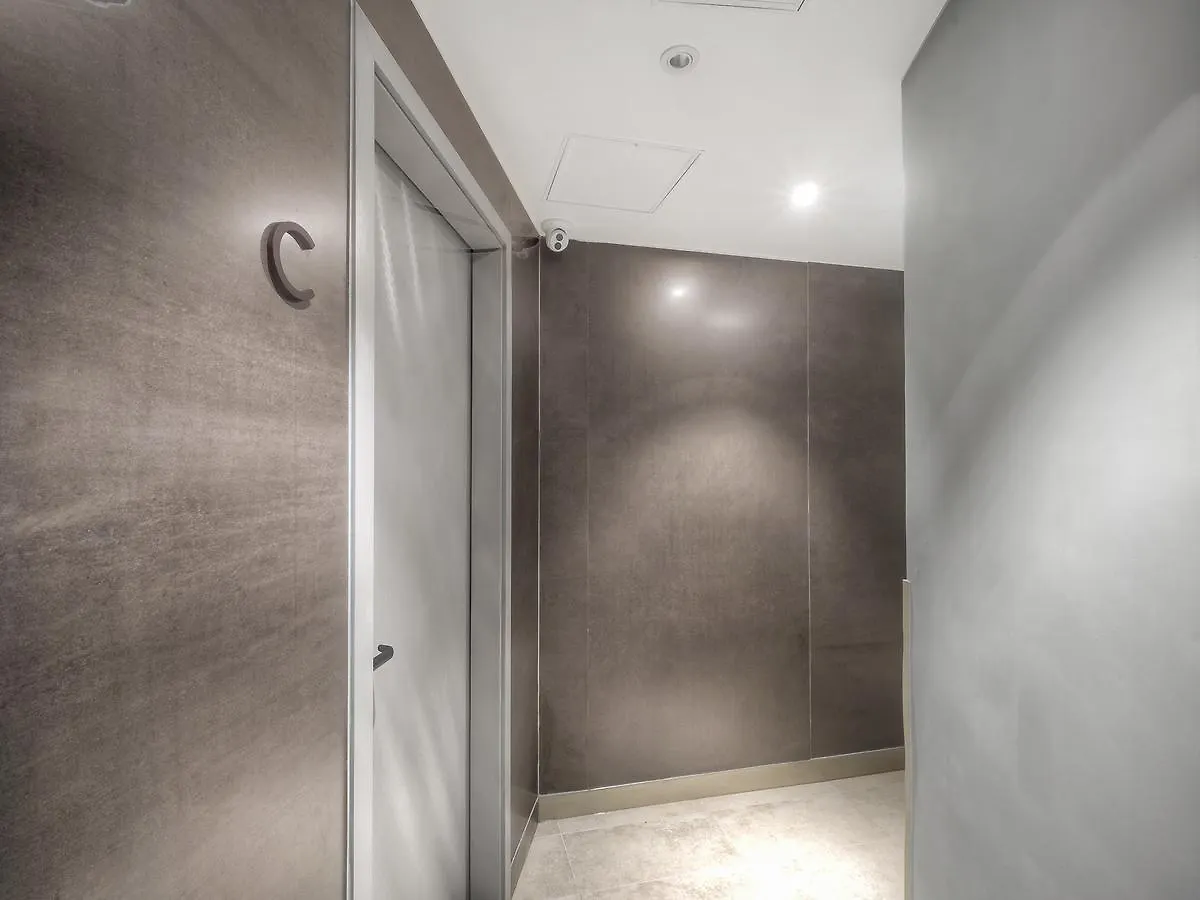 Le Manndi Service Apartment Hong Kong Aparthotel