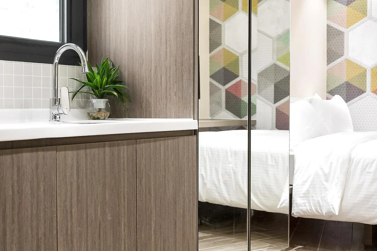 Le Manndi Service Apartment Hong Kong China